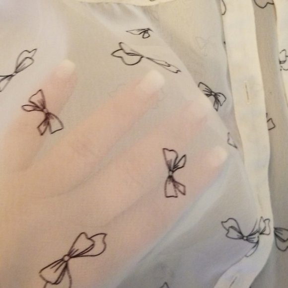 Wet Seal Sheer button up top - Picture 3 of 4